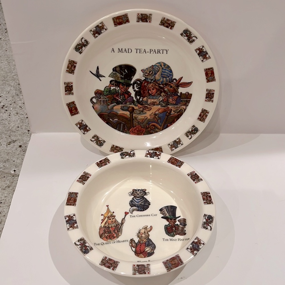 Alice in Wonderland A Mad Tea-Party Kid’s Plate and Bowl Melamine Set